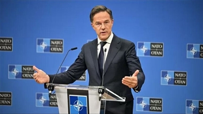 Tổng Thư ký NATO trấn an EU trước ý tưởng 'ly khai' gây tranh cãi