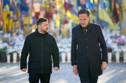 NATO chuẩn bị triển khai quân đội, máy bay, tàu chiến đến Ukraine