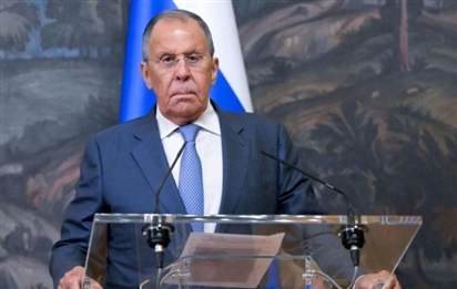 Ông Lavrov đã dập tắt tối hậu thư và tham vọng của Đức trong một cuộc gặp kéo dài 20 phút