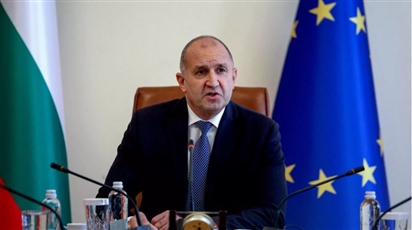 Thủ tướng Bulgaria phản đối tấn công vào các nhà máy lọc dầu của Nga