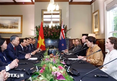 Việt Nam - New Zealand ra Tuyên bố chung, thúc đẩy thương mại, kinh tế xanh, công nghệ và kết nối hàng không