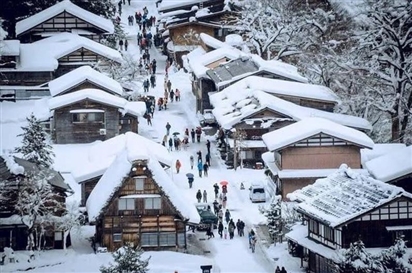 Shirakawago mùa tuyết rơi, ngôi làng khiến du khách mê từ cái nhìn đầu tiên