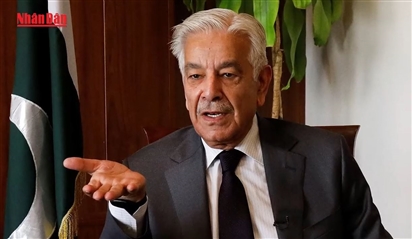 Bộ trưởng Pakistan cảnh báo nguy cơ 'chiến tranh toàn diện' với Afghanistan