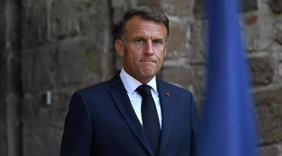 Hồi kết của nền Cộng hòa. Quyền lực đang bị tước đoạt khỏi tay Macron