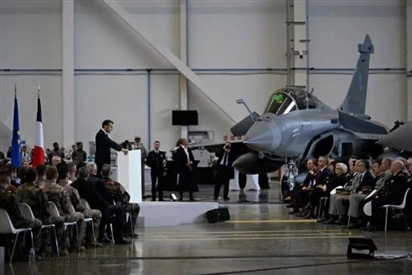 Cảnh báo nước Pháp 'đang trong tầm bắn của Nga', Tổng thống Macron tuyên bố: 'Để giữ tự do... phải mạnh mẽ'