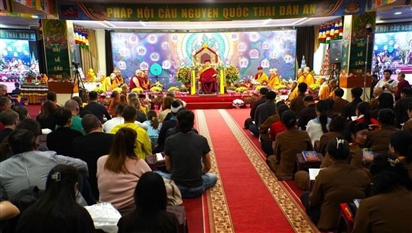 Lời nguyện cầu quốc thái dân an từ Nga hướng về Tổ quốc