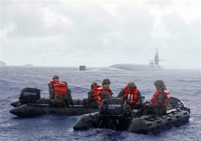 Mỹ điều tàu ngầm hạt nhân có khả năng phóng hơn 100 tên lửa tới một quốc gia Đông Nam Á