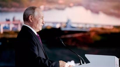 Ông Putin đã ra lệnh tạm ngừng các cuộc tấn công vào Kiev trong ba ngày, bắt đầu từ nửa đêm nay