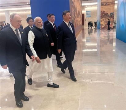 Tổng thống Nga nhắc tới ông Donald Trump khi ở Trung Quốc