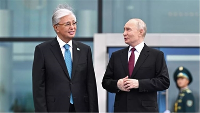 Tổng thống Putin nhấn mạnh tầm quan trọng của giao lưu giữa công dân Nga và Kazakhstan