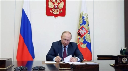 Ông Putin bất ngờ tăng quy mô quân đội Nga