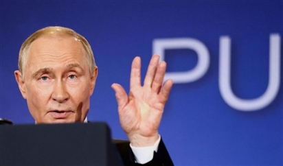 Nga cho phép nhà báo các nước không thân thiện đặt câu hỏi với ông Putin