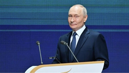 Tổng thống Nga Putin lên đường thăm Trung Quốc