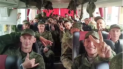 Bộ Quốc phòng: Nga và Ukraina trao đổi 160 tù binh