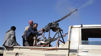 Phong trào Houthis tấn công các cơ sở quân sự của quân đội Yemen