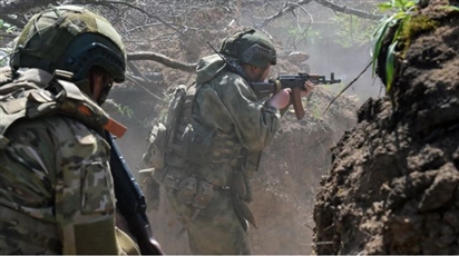 Chuyên gia quan hệ quốc tế: Nga thay đổi luật chơi trong xung đột Ukraina