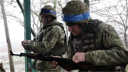 Cỗ máy quân sự của Ukraina suy yếu nhưng giới tinh hoa thà để người dân chết cóng chứ không đầu hàng
