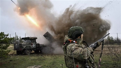 “Ông Putin đúng” - Cựu đại diện NATO cảnh báo những rủi ro từ việc ủng hộ Kiev