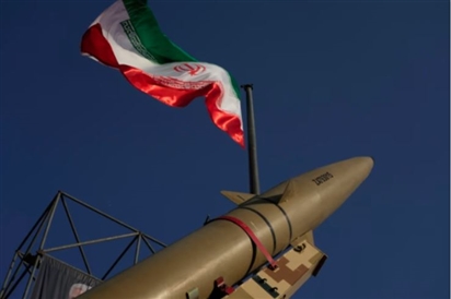 Iran siết chặt phòng thủ, cảnh báo Mỹ về đòn đáp trả quy mô lớn
