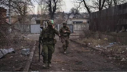 Lãnh đạo LNR: Ukraina tấn công tòa nhà công ty viễn thông, có thể còn người mắc kẹt dưới đống đổ nát
