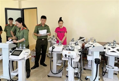 Chủ spa dùng chiêu 'tiêm giả' lừa gần 300 người, chiếm đoạt 9 tỷ đồng