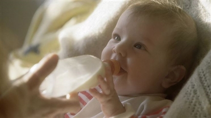 Các nhà khoa học Nga đề xuất sử dụng vi tảo cho sữa công thức trẻ em