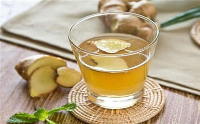 5 bài thuốc dân gian giúp làm dịu họng, giảm ho hiệu quả do lạnh