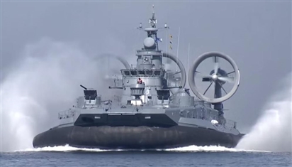 Tàu đổ bộ đệm khí lớp Zubr, 'quái thú mặt biển' lớn nhất thế giới của Liên Xô