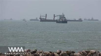 Siêu tàu chở dầu trúng thủy lôi, bốc cháy ở eo biển Hormuz