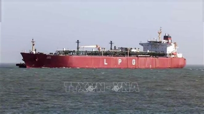 Iran cho phép tàu Nga và đồng minh qua eo biển Hormuz