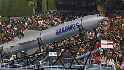 Việt Nam có gia nhập câu lạc bộ tên lửa BrahMos Ấn-Nga đang chuyển sang công nghệ siêu thanh?