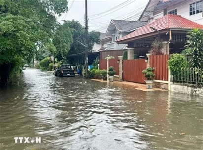 Thái Lan điều hơn 10.000 binh sỹ cùng 1.000 phương tiện ứng cứu vùng lũ