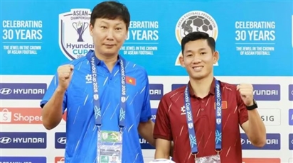 HLV Kim Sang Sik: Đội tuyển Việt Nam quyết tâm giành chiến thắng để giữ vững ngôi đầu bảng