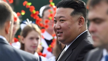 Ông Kim Jong-un ca ngợi thành tích của lực lượng công binh vừa trở về từ Nga