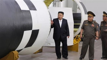 Triều Tiên sẽ trình làng tên lửa đạn đạo mới tại lễ duyệt binh vào tháng 10