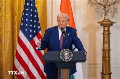 Tổng thống Mỹ yêu cầu cử tri xuất trình giấy tờ tùy thân khi đi bỏ phiếu