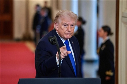 Vì sao ông Trump chấp nhận 'canh bạc lớn' với Iran?