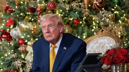 Tổng thống Trump hủy thỏa thuận bán dẫn, viện lý do đe dọa an ninh quốc gia