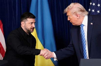 Ukraine lên tiếng sau khi ông Trump nói Kiev cản trở hòa bình