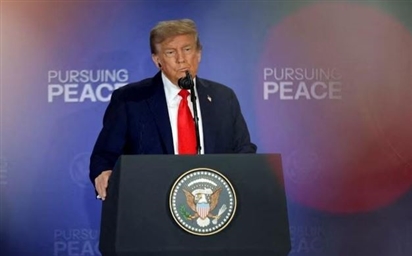 Ông Trump cân nhắc nên tham gia sâu hơn hay rút khỏi đàm phán hòa bình Ukraine