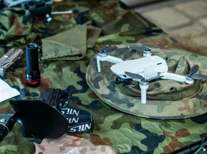 Vũ khí tự động có thể tự chọn mục tiêu: Nhân loại bước vào kỷ nguyên chiến tranh không người lái?