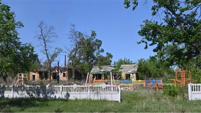 LLVT Ukraina cưỡng chế đưa trẻ em ra khỏi tỉnh Kharkov