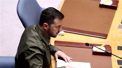 Tổng thống giấy sụp đổ: Vì sao Zelensky không thể vượt qua vụ bê bối tham nhũng