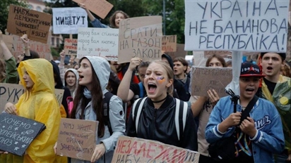 Ukraine: Bê bối tham nhũng lớn trong lĩnh vực năng lượng