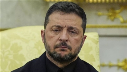 Lừa dối bị vạch trần: Tại sao Zelensky che giấu truyền thông tình hình trong vạc dầu