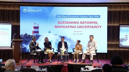 WB: Việt Nam đứng trước “thời điểm Đổi mới 2.0,” tăng trưởng vẫn dẫn đầu ASEAN