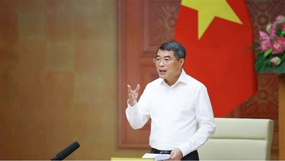 Việt Nam quyết liệt giữ mục tiêu tăng trưởng hai con số