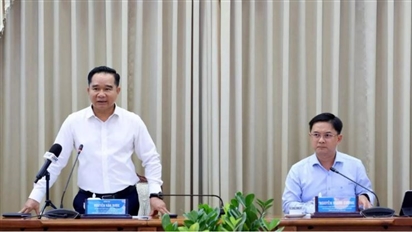 “Chết nhiều hơn sinh”: Hơn 38.800 doanh nghiệp ở TP.HCM rút khỏi thị trường