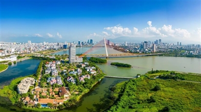 Doanh nghiệp Việt Nam lao đao vì Mỹ, tệ nhất là phải kéo hàng về