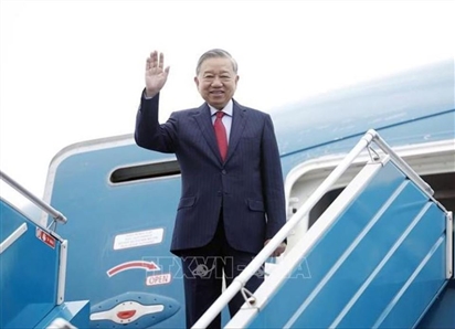 Tổng Bí thư Tô Lâm lên đường tham dự cuộc họp khai mạc Hội đồng Hòa bình về Gaza